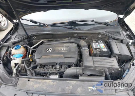 2017 Volkswagen Passat 1.8T S z USA, uszkodzony, nr VIN 1VWAT7A35HC064636